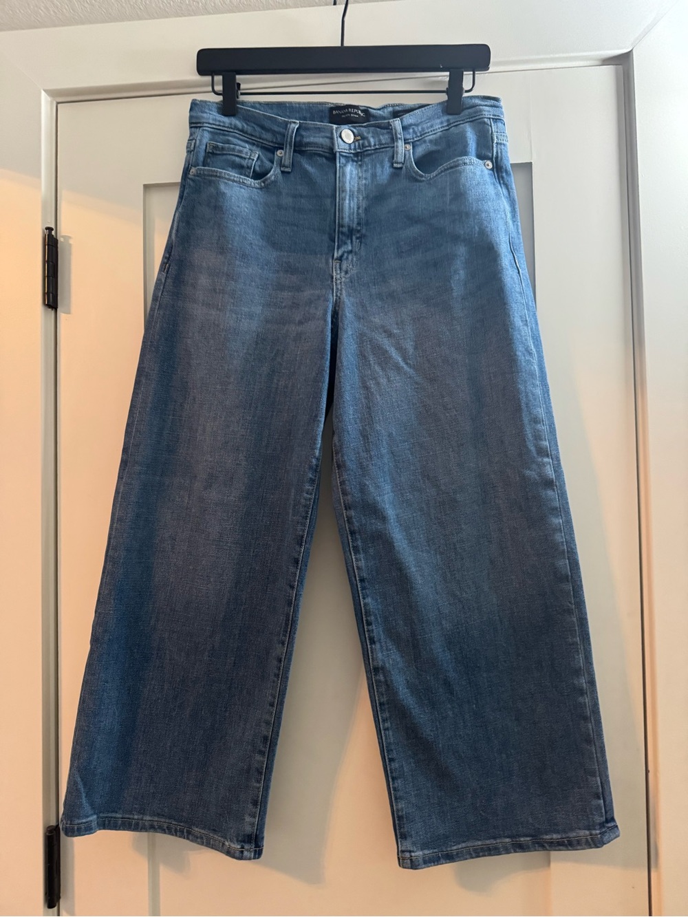 Banana Republic Wide-Leg Denim Jeans in Blue Wash